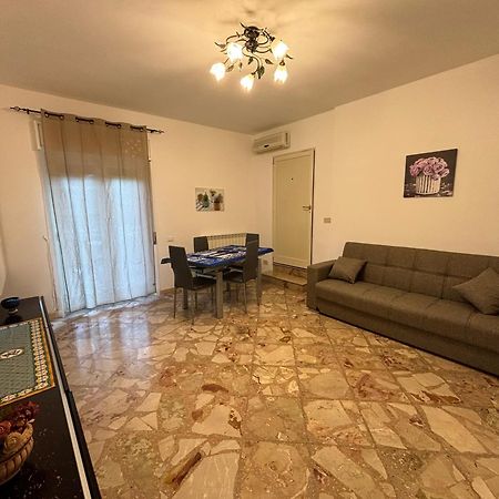 Mondello21 - Holidayhome Палермо Екстер'єр фото